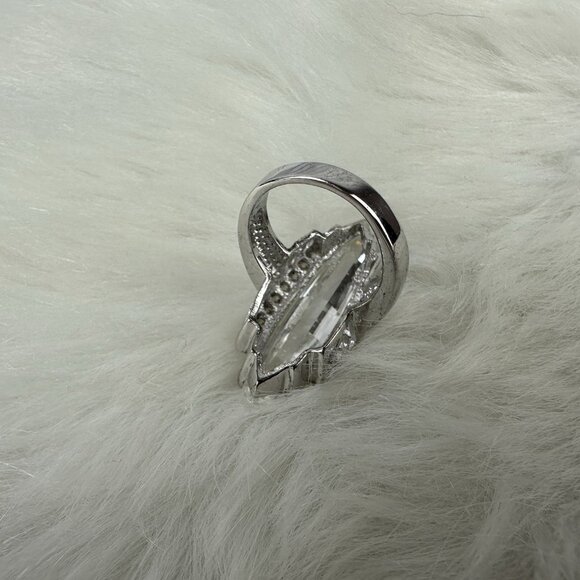 Park Lane RING Silver Tone with Large Rhinestones Size 6 New Without Tags - Picture 3 of 3